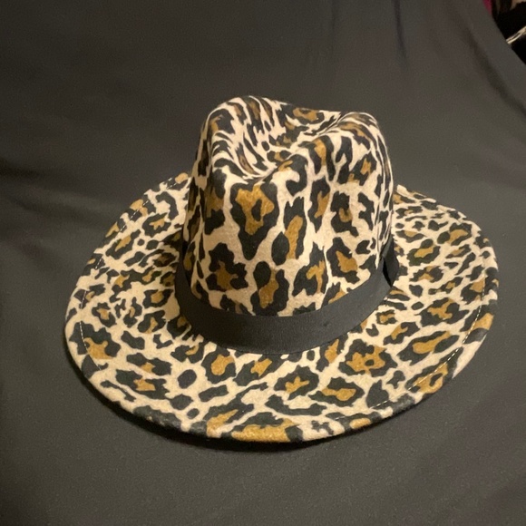 New Directions Leopard Fedora Wide Brim -Wool - Picture 2 of 4